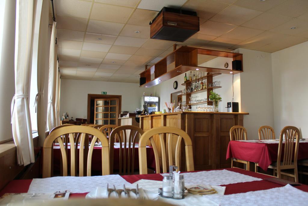 Hotel U Apostola 3*
